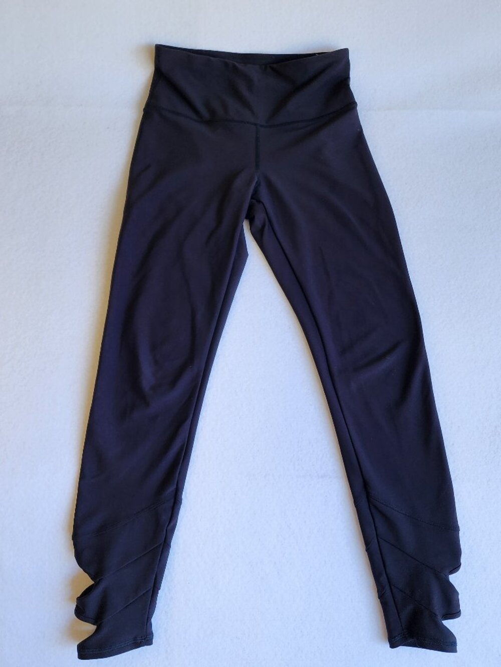 Old Navy Active Black Leggings Workout Pants Cutout Ankle Size Medium